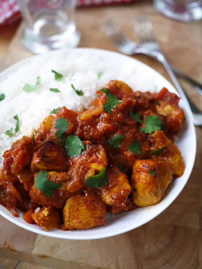 CHICKEN TIKKA MASALA