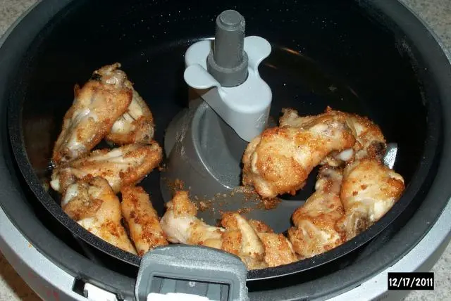 Chicken Wings and Sweet Potato Fries for 2